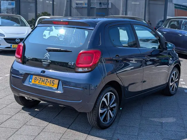 Citroën C1 1.0 e-VTi Shine 2015 Benzine 16