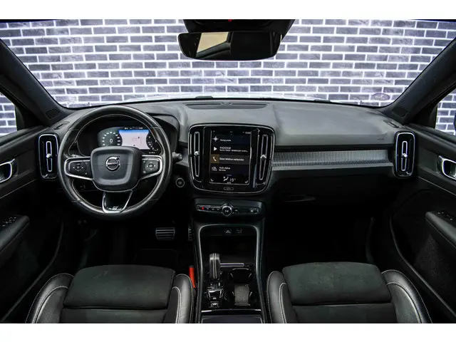 Volvo XC40 T4 190pk Geartronic R-Design 2019 Benzine 6