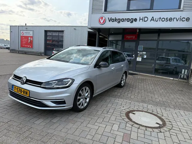 Volkswagen Golf Variant 1.0 TSI Highline 2019 Benzine