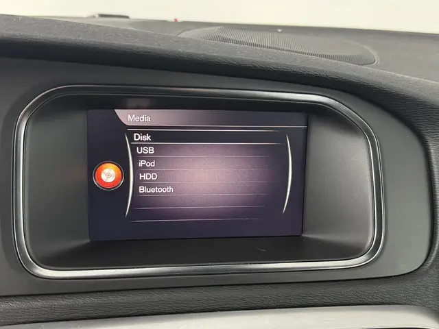 Volvo V40 1.5 T3 Polar+ Sport 2019 Benzine 44