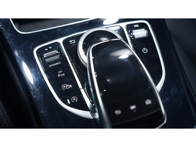 Mercedes-Benz C-Klasse 180 Avantgarde 2019 Benzine 22