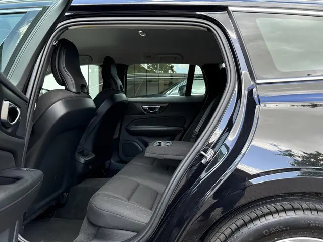 Volvo V60 2.0 B4 Business Pro 2021 Benzine 6