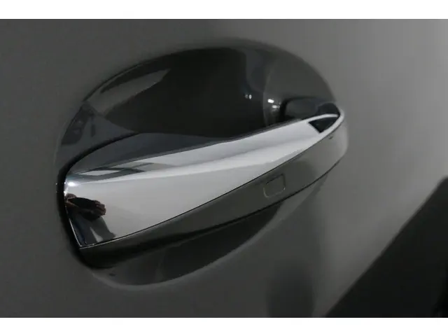 Mercedes-Benz A-Klasse 200 AMG Line 2023 Benzine 40