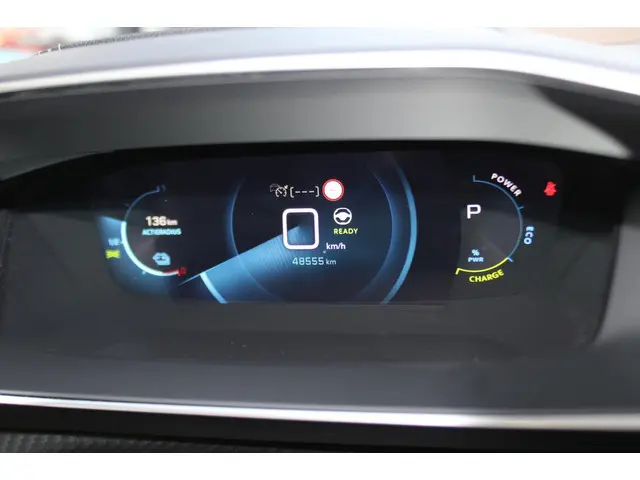 Peugeot e-2008 EV GT 50 kWh 2020 Elektrisch 15