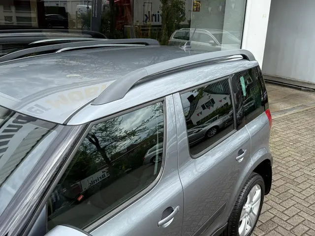Škoda Yeti 1.2 TSI Elegance DSG 2013 Benzine 21