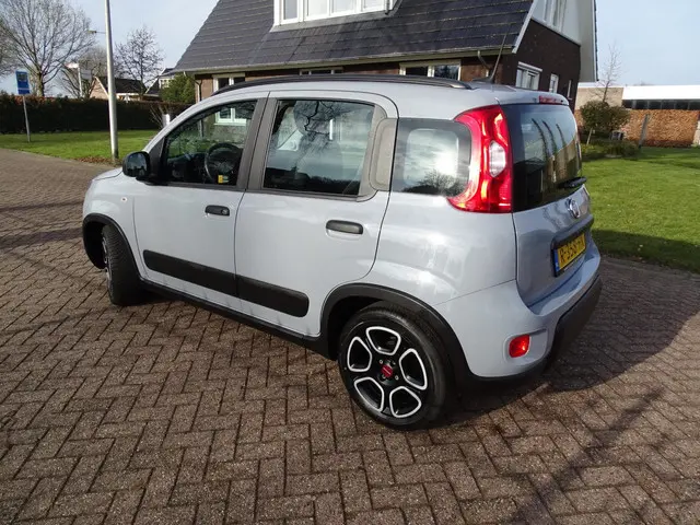 Fiat Panda 1.0 Hybrid City Life 2022 Hybride Benzine 9