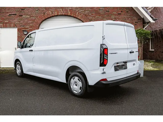 Ford Transit Custom 2.0 TDCI 136PK L2H1 Trend 2024 Diesel 20