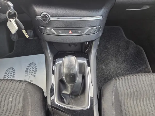 Peugeot 308 SW 1.2 PureTech Blue Lease 2015 Benzine 14