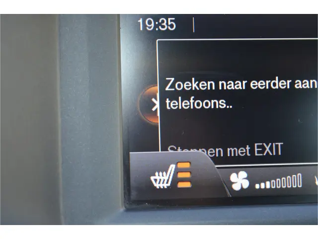 Volvo V40 1.6 T2 Momentum 2014 Benzine 15