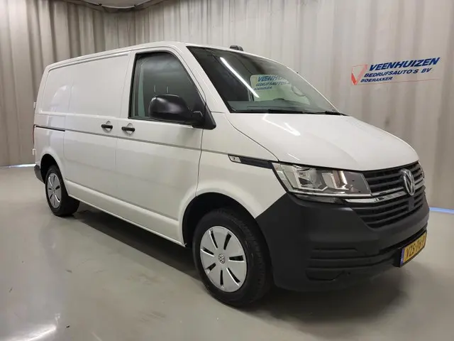 Volkswagen Transporter 2.0TDI 111pk Euro 6! 2024 Diesel 16