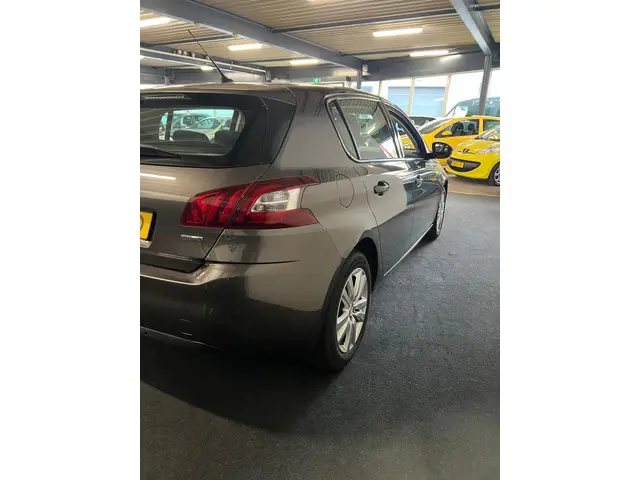 Peugeot 308 1.2 PureTech Active 2015 Benzine 4