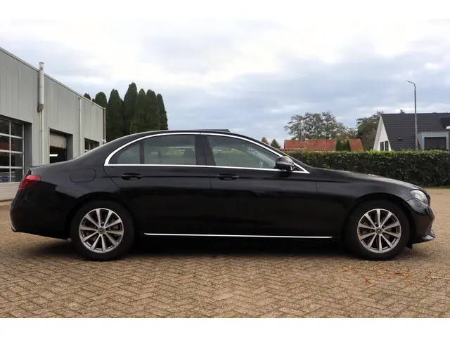 Mercedes-Benz E-Klasse 350 d Ambition 2016 Diesel 5