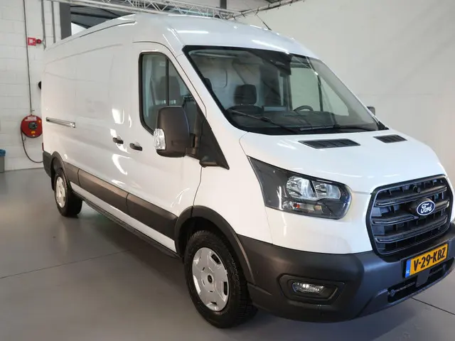 Ford Transit 350 2.0 TDCI L3H2 Trend 2024 Diesel 2