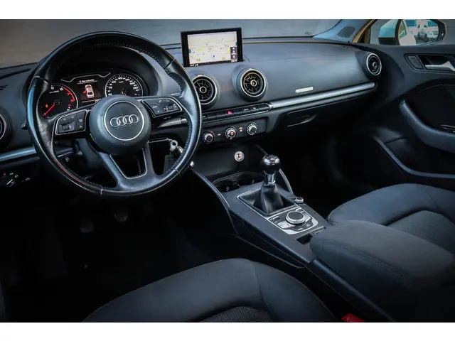 Audi A3 Limousine 1.0 TFSI Pro Line 2017 Benzine 3