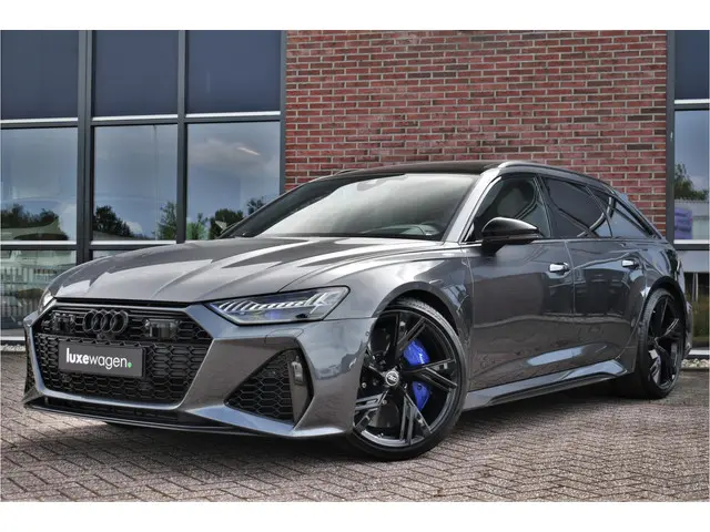 Audi RS6 Avant 4.0 TFSI quattro 2022 Benzine 71