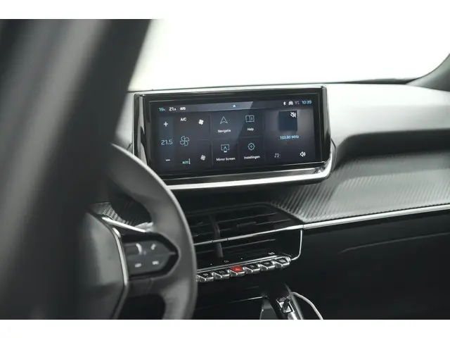 Peugeot 2008 PureTech 130 EAT8 Allure 2024 Benzine 55