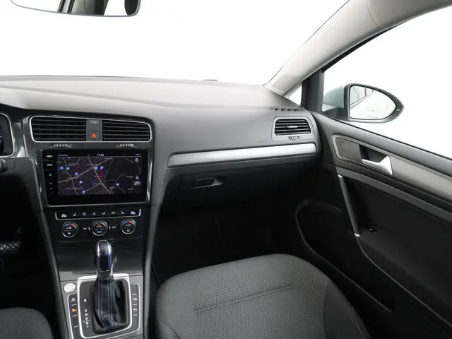 Volkswagen e-Golf e-Golf 2019 Elektrisch 23