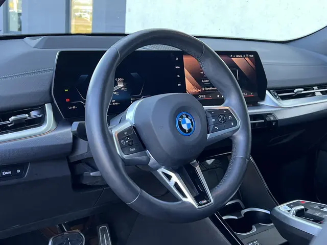 BMW iX2 xDrive30 67 kWh 2024 Elektrisch 10