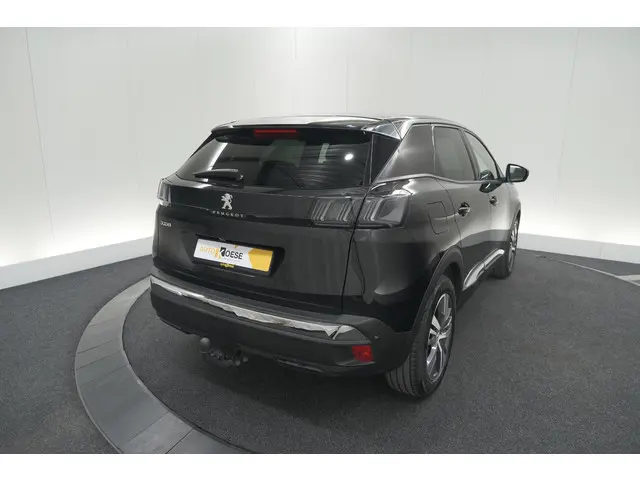 Peugeot 3008 PureTech 130 Allure 2021 Benzine 58