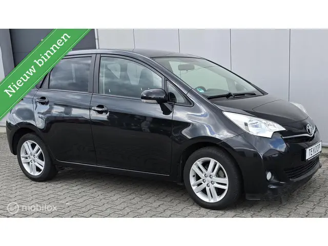 Toyota Verso-S 1.3 VVT-i Dynamic 2013 Benzine 18