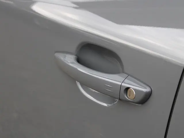 Peugeot 2008 1.2 Hybrid 145 Allure 2025 Hybride Benzine 24