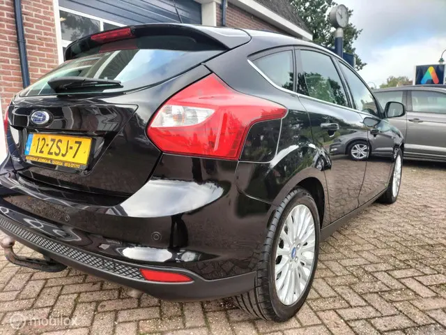 Ford Focus 1.6 TI-VCT Titanium Automaat! 2013 Benzine 8
