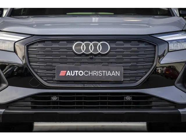 Audi Q4 e-tron 35 S edition 55 kWh 2022 Elektrisch 18