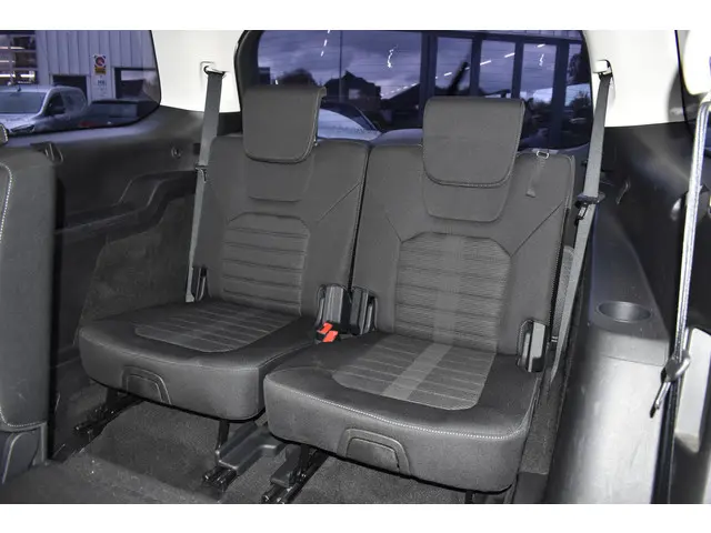 Ford Galaxy 1.5 Trend 2015 Benzine 8