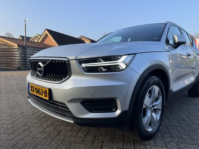 Volvo XC40 T4 Momentum Automaat 2019 Benzine 17