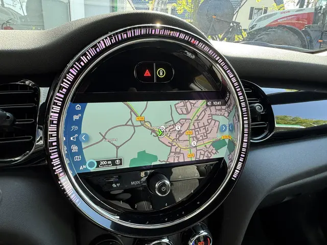 MINI Electric Cooper SE Classic 33 kWh 2022 Elektrisch 13