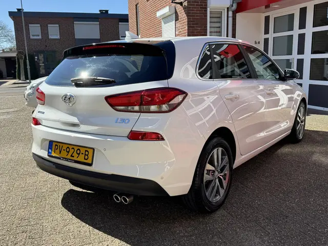 Hyundai i30 1.0 T-GDI First Edition 2018 Benzine 7