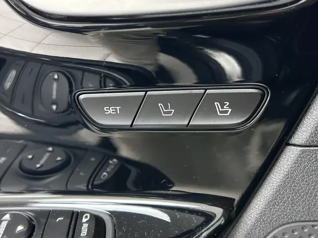 Kia Niro 1.6 GDi PHEV BusinessLine 2022 Hybride Benzine 30