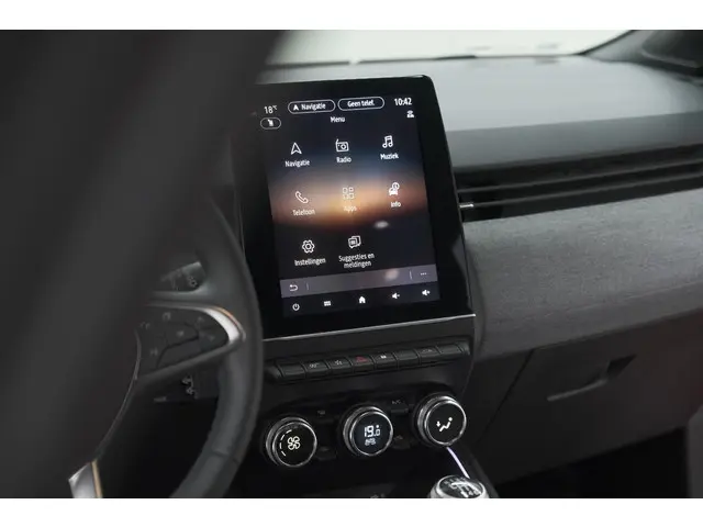 Renault Clio 1.0 TCe 90 GPF techno 2025 Benzine 48