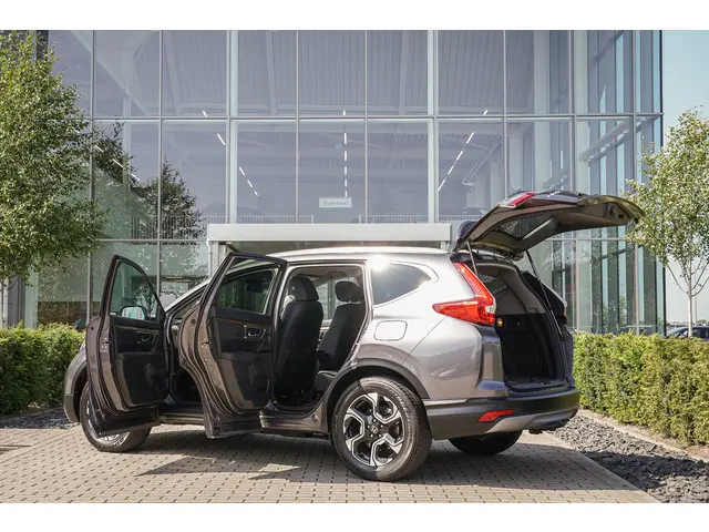 Honda CR-V 2.0i e:HEV LIFESTYLE 2019 Hybride Benzine 35