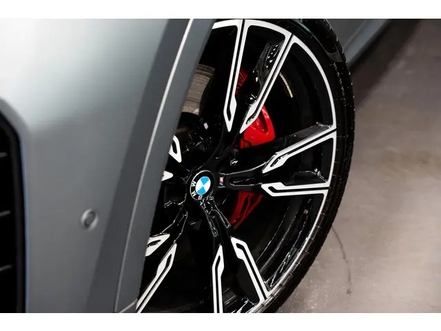 BMW X6 M60i xDrive 2023 Benzine 6