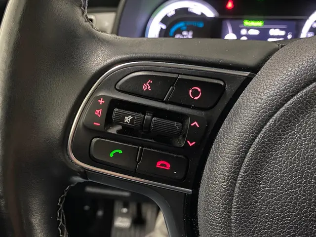 Kia Niro 1.6 GDi Hybrid Edition 2018 Hybride Benzine 25
