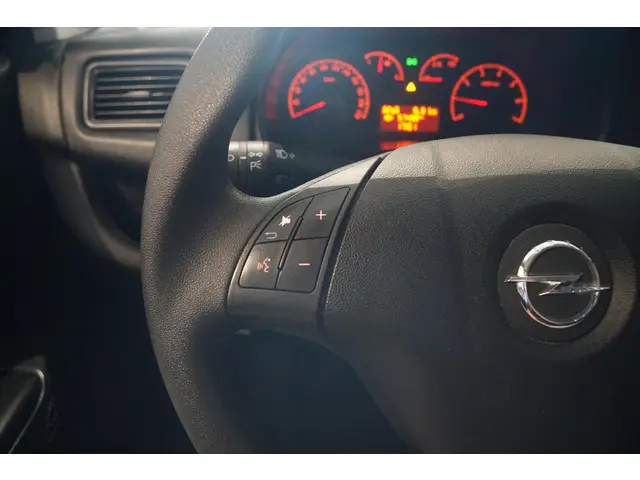 Opel Combo 1.3 CDTi L1H1 Edition 2017 Diesel 17
