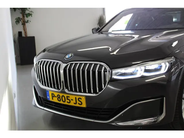 BMW 7 Serie 745e High Executive 2022 Hybride Benzine 27
