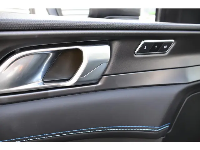 Lynk & Co 01 1.5 2024 Hybride Benzine 14