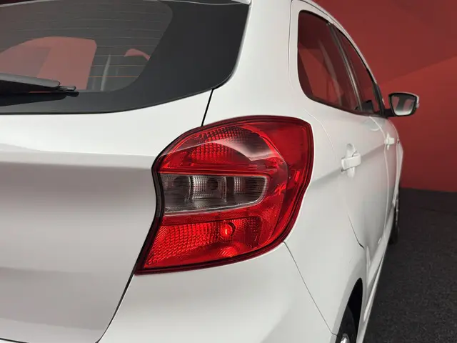 Ford Ka 1.2 Trend Ultimate 2018 Benzine 23