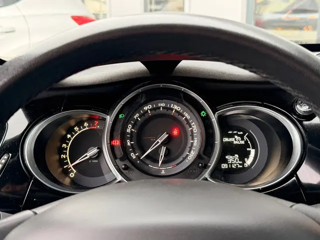 Citroën DS3 1.2 VTi So Chic|Leer|Navi|pdc 2014 Benzine 14