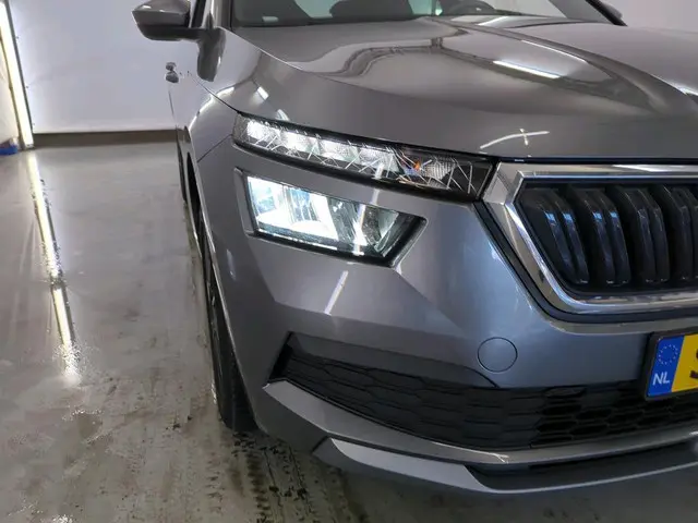 Škoda Kamiq 1.5 TSI ACT Sport Business 2023 Benzine 9