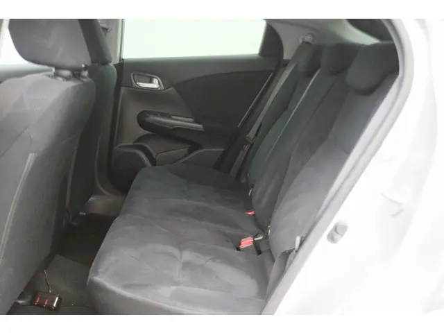 Honda Civic 1.4 Comfort 2013 Benzine 13