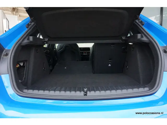 BMW 1 Serie 118i 2020 Benzine 27