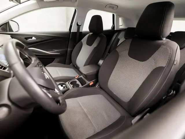 Opel Grandland X 1.2 Turbo Sport 2021 Benzine 13