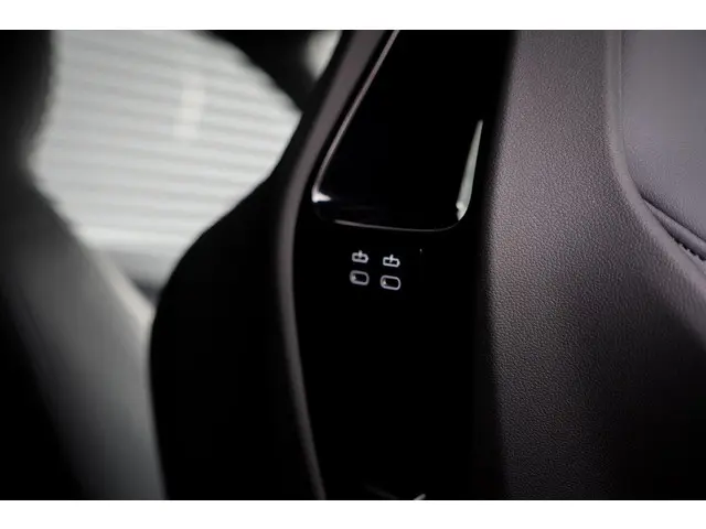 BMW iX xDrive40 Excellence 77 kWh 2022 Elektrisch 44