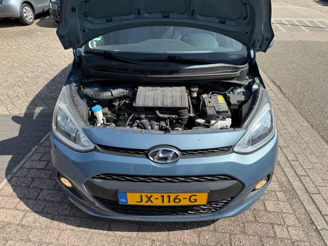 Hyundai i10 1.0i i-Motion Comfort 2017 Benzine 10