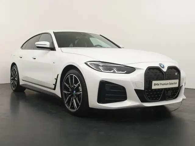 BMW i4 eDrive40 High Executive 84 kWh 2024 Elektrisch 3