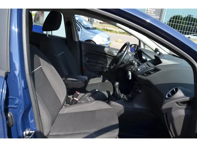Ford Fiesta 1.0 Style Ultimate 2017 Benzine 8