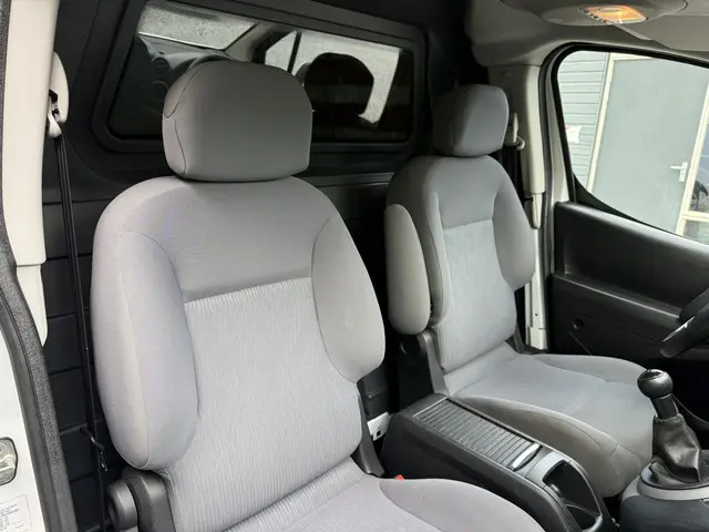 Peugeot Partner 120 1.6 e-HDI L1 Navteq 2014 Diesel 12